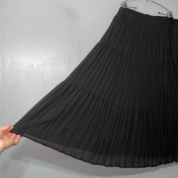 Maggie Barnes Plus Size 2X Crinkle Tiered Maxi Skirt Pleated Chiffon Whimsigoth - Picture 1 of 9